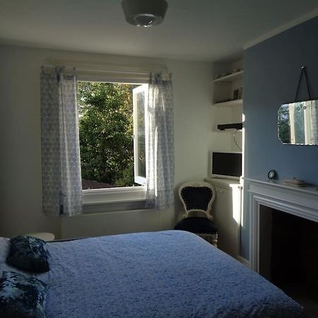Charming English Style Studio Flat London Exterior photo